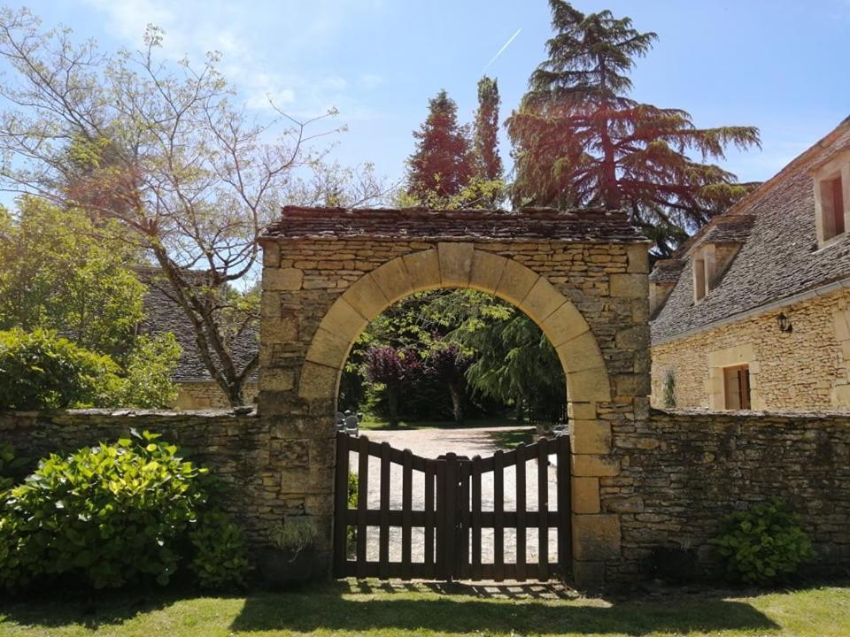 Domaine De Pech Mortier Bed and Breakfast Marcillac-Saint-Quentin Buitenkant foto